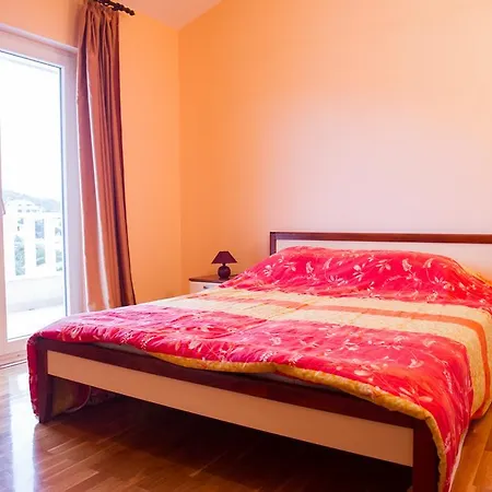 Relax 1252 Rogoznica (Sibenik-Knin)